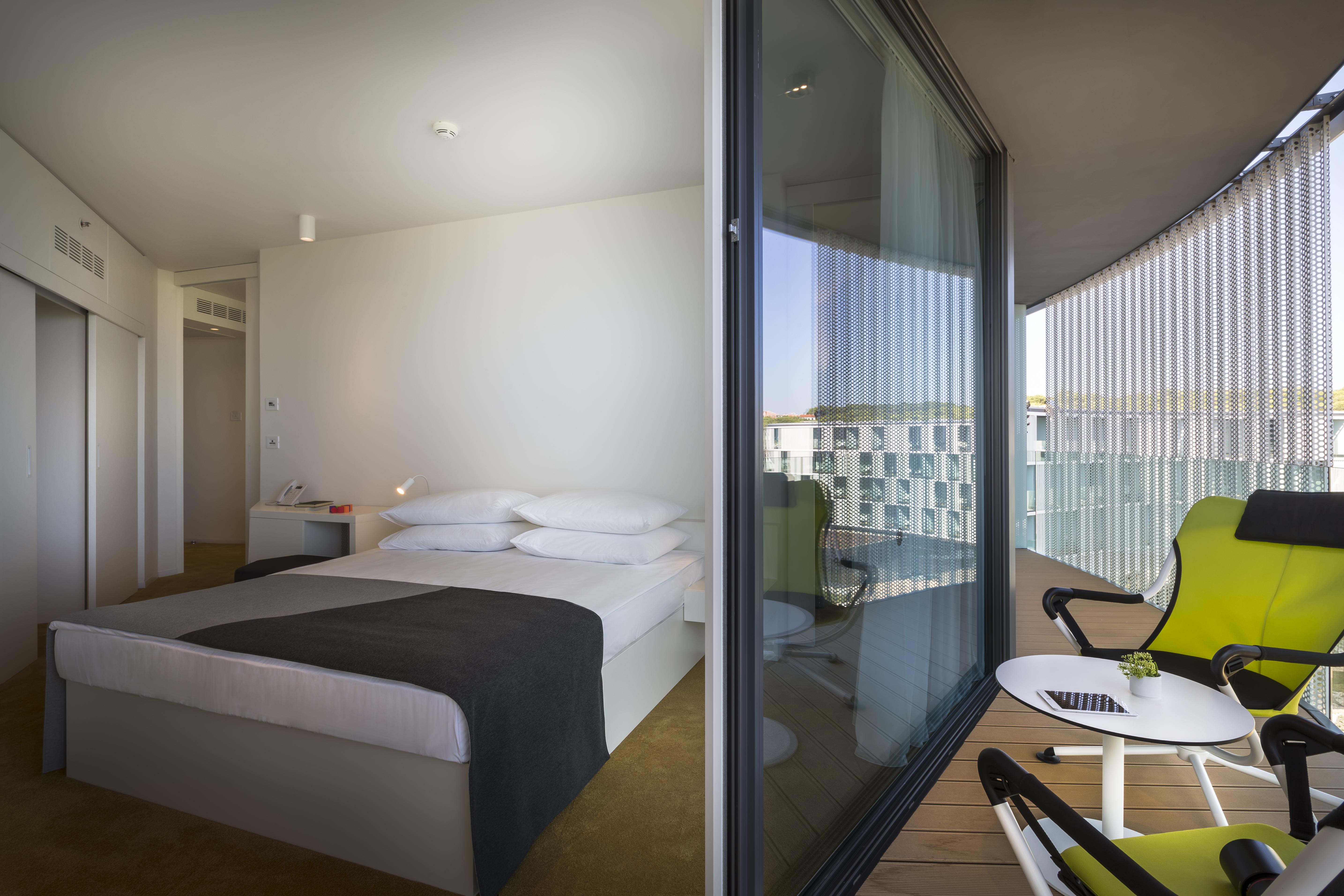 Maistra Select Family Hotel Amarin Rovinj Exterior photo